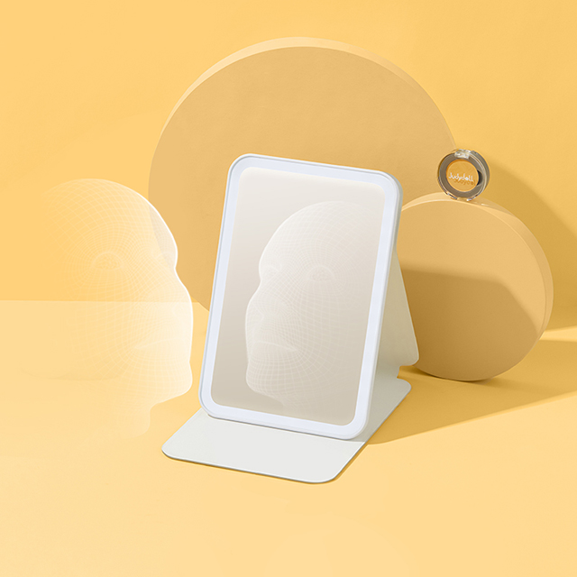 IPad Mirror - LED Square Mini Desktop Makeup Mirror